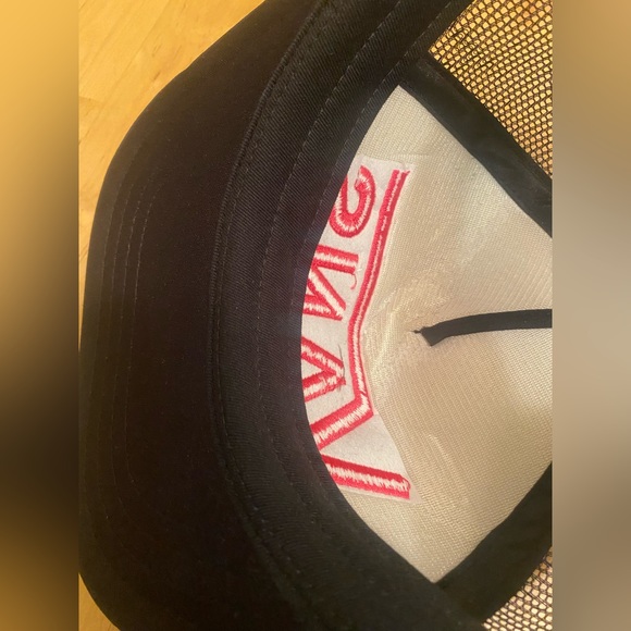 Vans Hat Cap Snap Back Black Pink Trucker Skateboard Skater Mesh Back Mens - Picture 6 of 13